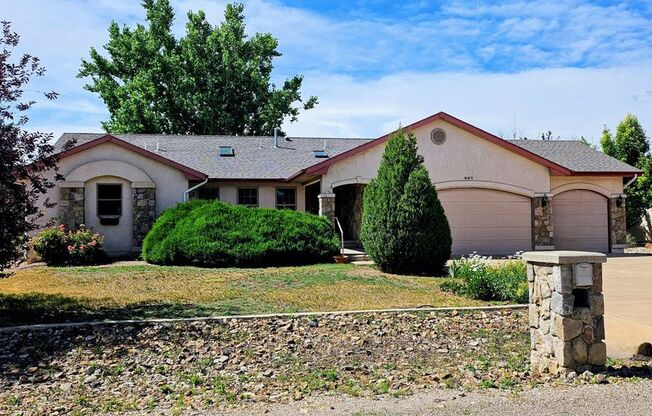 ALL PROSPECTIVE TENANTS MUST SUBMIT A $58 NON-REFUNDABLE APPLICATION FEE PER APPLICANT ONLINE AND BE PRE-QUALIFIED PRIOR TO ANY SHOWINGS
