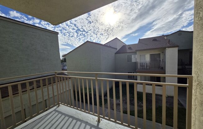 1 bed, 1 bath, 640 sqft, $1,995, Unit 656 - 151