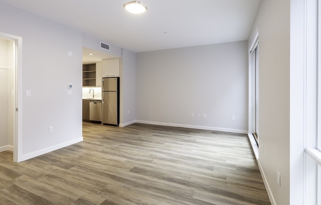 Studio, 1 bath, 522 sqft, $3,270, Unit 512