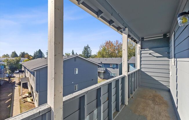 2 beds, 1 bath, 840 sqft, $1,350, Unit 695