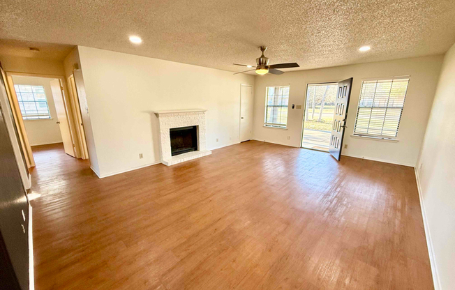 508 ALGERITA DR