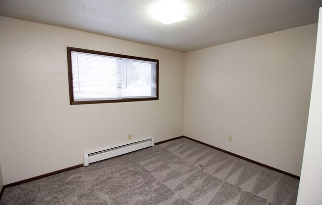 2 beds, 1 bath, $850