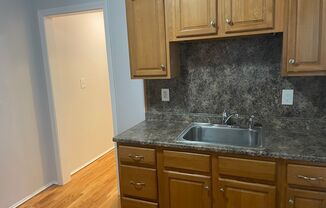 Studio, 1 bath, $1,175, Unit Unit 5