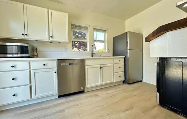 1 bed, 1 bath, $2,495, Unit 1186.5 Olive Street