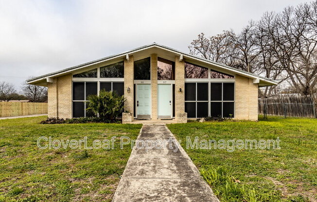 319 GAIETY LN
