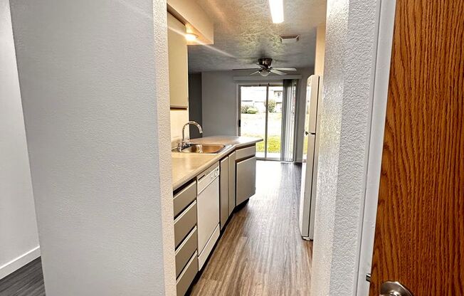 2 beds, 1 bath, 902 sqft, $1,375, Unit W - 053