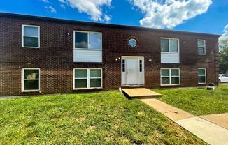 Mount Everest Dr 313 / 317