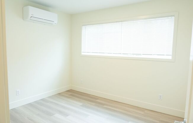 2 beds, 1 bath, 679 sqft, $2,150, Unit 56-6
