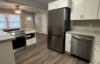 2 beds, 1 bath, $1,495