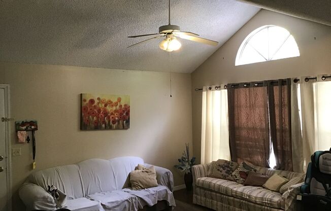 2 Bedrm (Tradewinds) Condo For Rent ***SEE TERMS