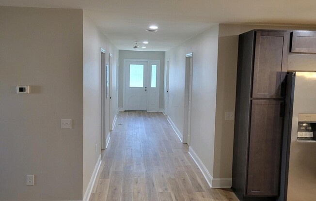 1380 IDA AVE