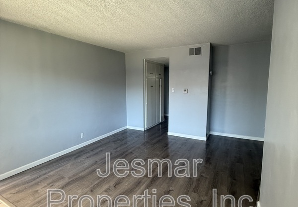 12020 DOWNEY AVE
