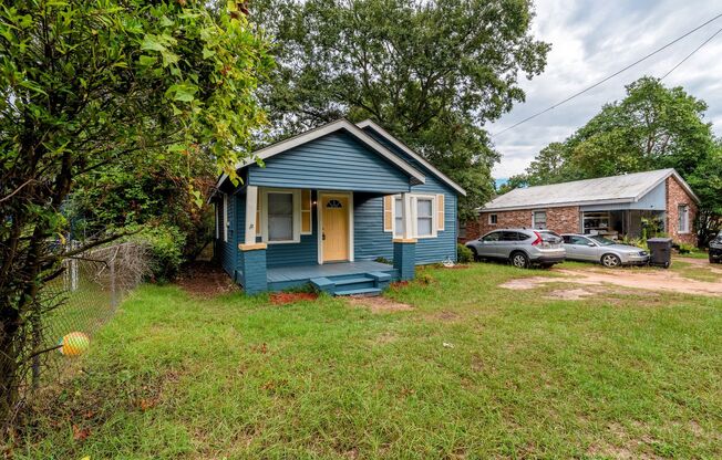 Updated 1 Bed/1 Bath Cottage in Harrisburg Neighborhood - Close to Downtown and Medical District