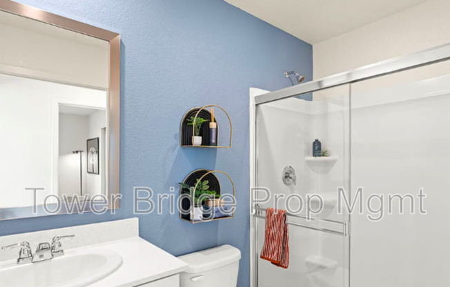 2033 BLUE STAR DR