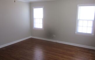 2 beds, 1 bath, $1,195