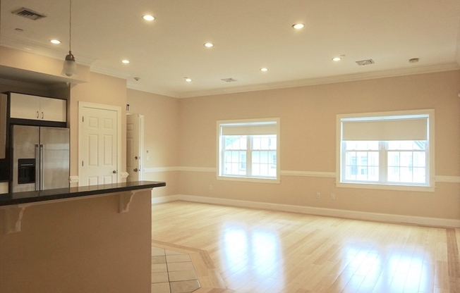 473 REVERE BCH PKWY