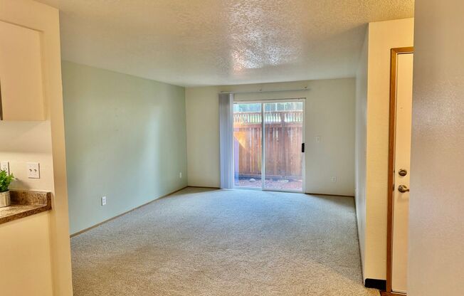 3 beds, 2 baths, 1,100 sqft, $2,149, Unit 8033