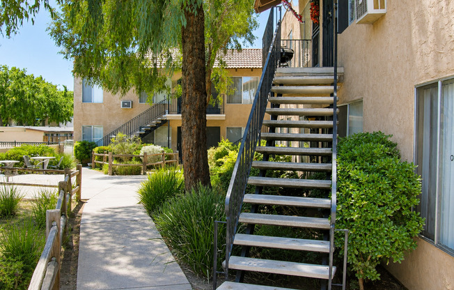 Roanoke Apartments