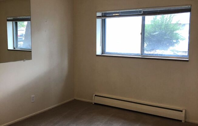 2 beds, 1 bath, 875 sqft, $1,895, Unit 106