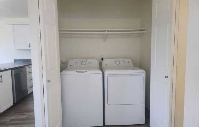 2 beds, 1 bath, 875 sqft, $1,495, Unit 127-66