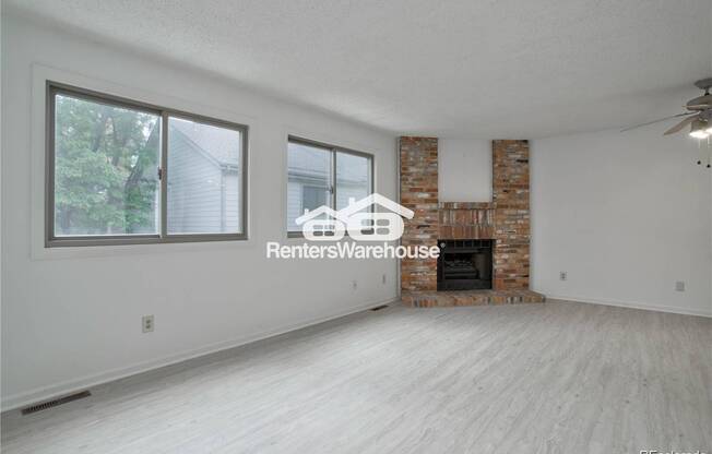 4134 S FRASER WAY