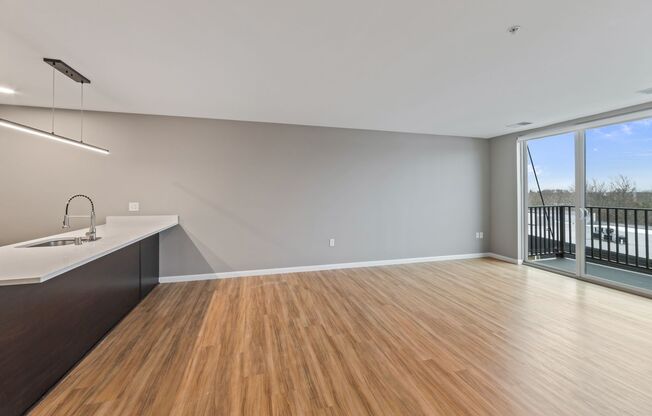 1 bed, 1 bath, 635 sqft, $1,594, Unit Unit 109