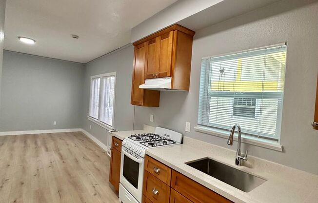 Studio, 1 bath, 400 sqft, $1,400, Unit T5418 #7