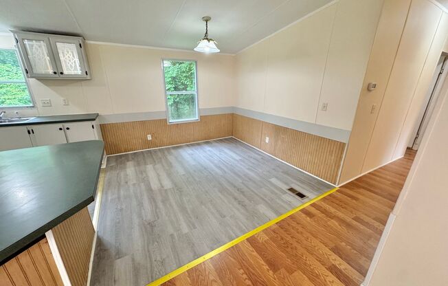 Statesville - 4BR/2BA