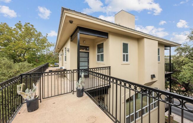1310 South 1st Street STE 300