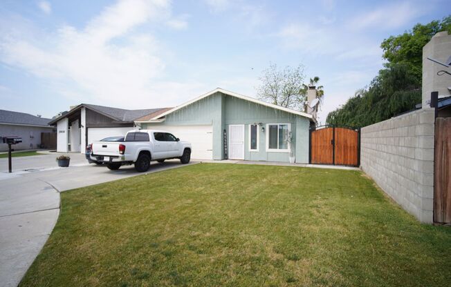 Charming Home with SOLAR in East Bakersfield!