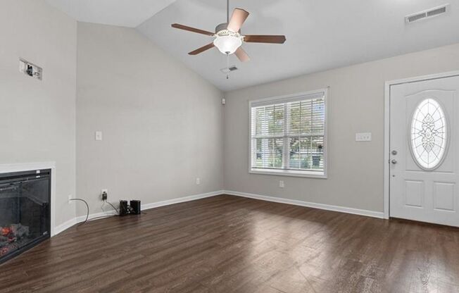 1595 Rossmore ~ Newton Place