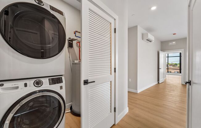 2 beds, 2 baths, 1,358 sqft, $3,852, Unit 1302