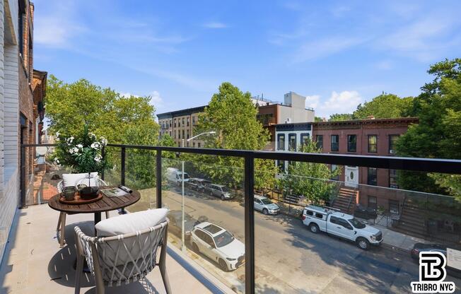 461 LEXINGTON AVE