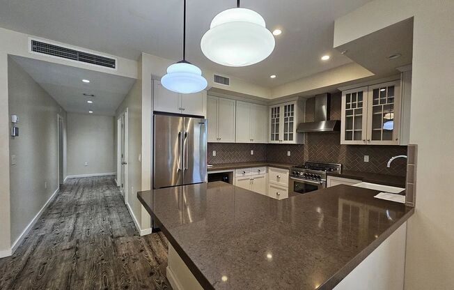 959 South Ash Avenue