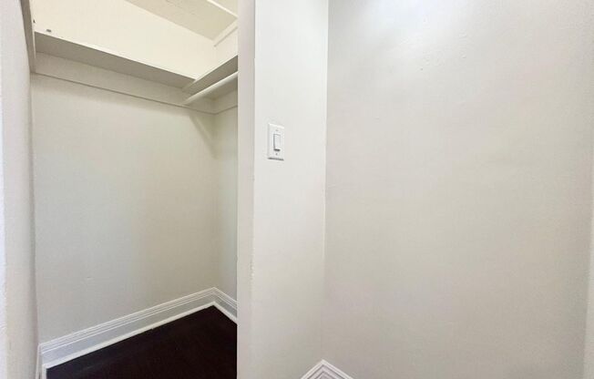 Studio, 1 bath, $1,399