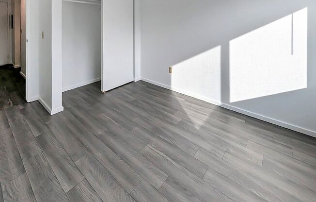 2 beds, 1 bath, 830 sqft, $1,895, Unit 406