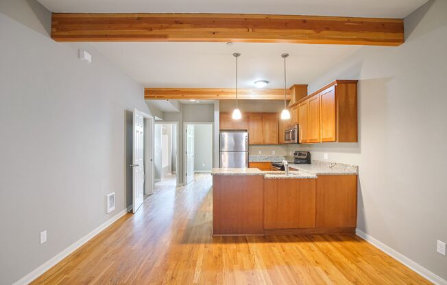 7400 N. Greenwich Avenue