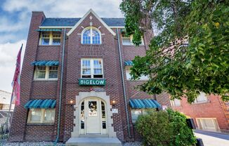 Bigelow Chapman Apartments