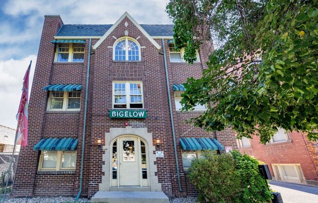 Bigelow Chapman Apartments