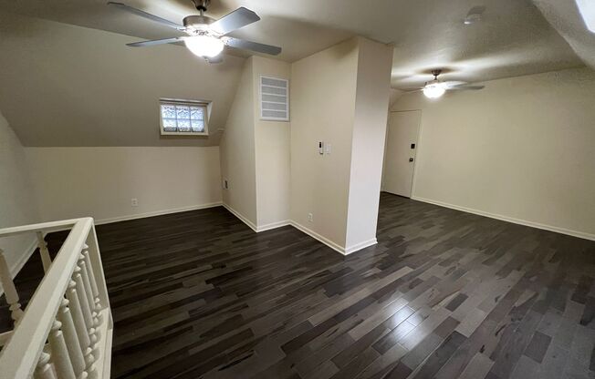 2 beds, 1 bath, $2,295