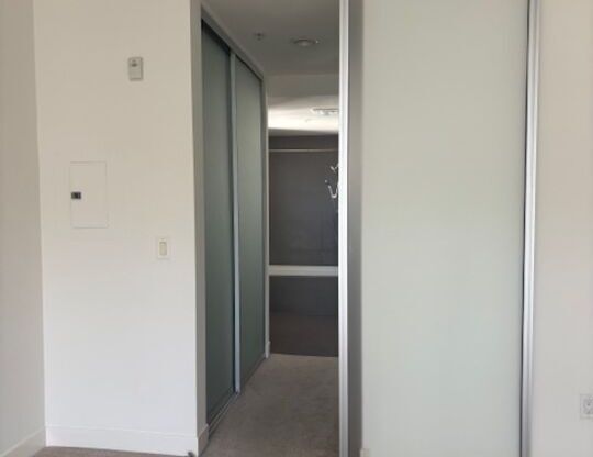 1 bed, 1 bath, 830 sqft, $2,700, Unit 530