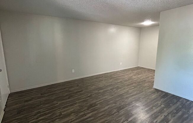 1 bed, 1 bath, 588 sqft, $1,050, Unit 511-307