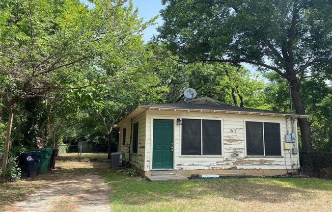 1412 Oakwood Dr., Denton TX 76205