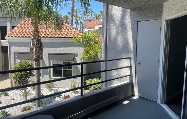 1 bed, 1 bath, 748 sqft, $2,800, Unit A-228