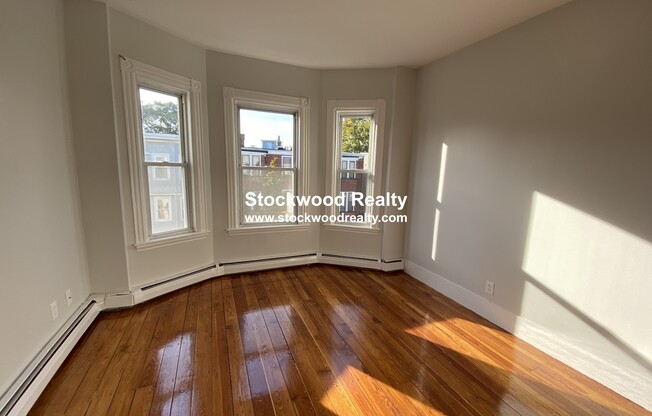 632 DORCHESTER AVE