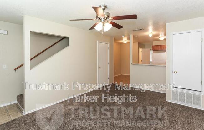 2710 B VERNICE LOOP