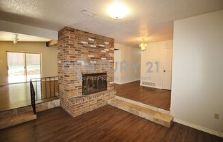 3 beds, 2 baths, $2,300