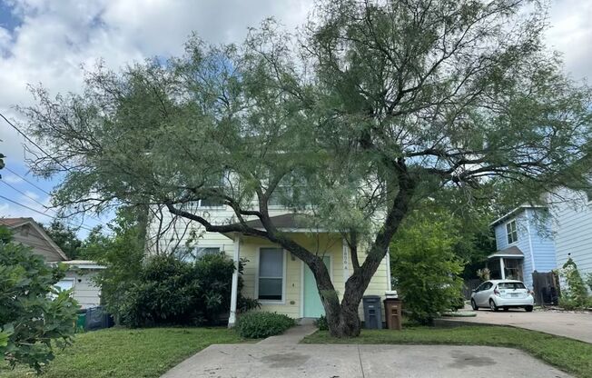 1806 Perez St.