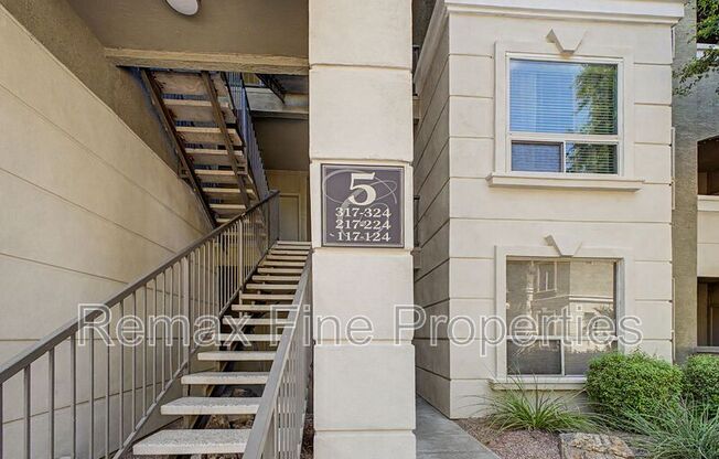 5303 N 7th St,