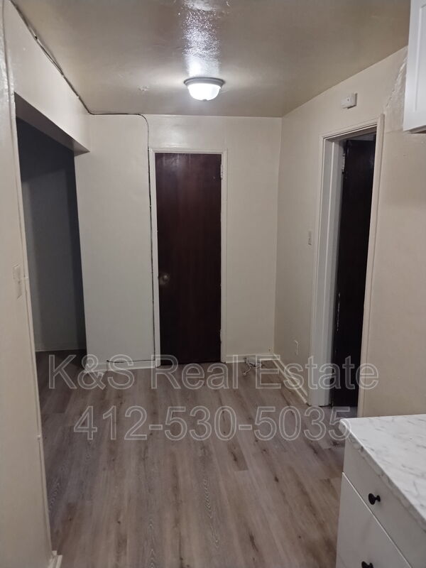 121 LEBANON BLVD 9